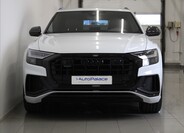 Audi Q8 2