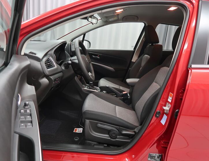 Suzuki S-Cross 9