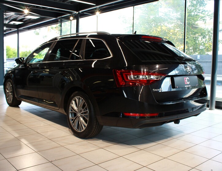 Škoda Superb 4