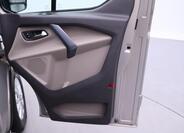 Ford Tourneo Custom 11