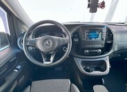 Mercedes-Benz Vito 21