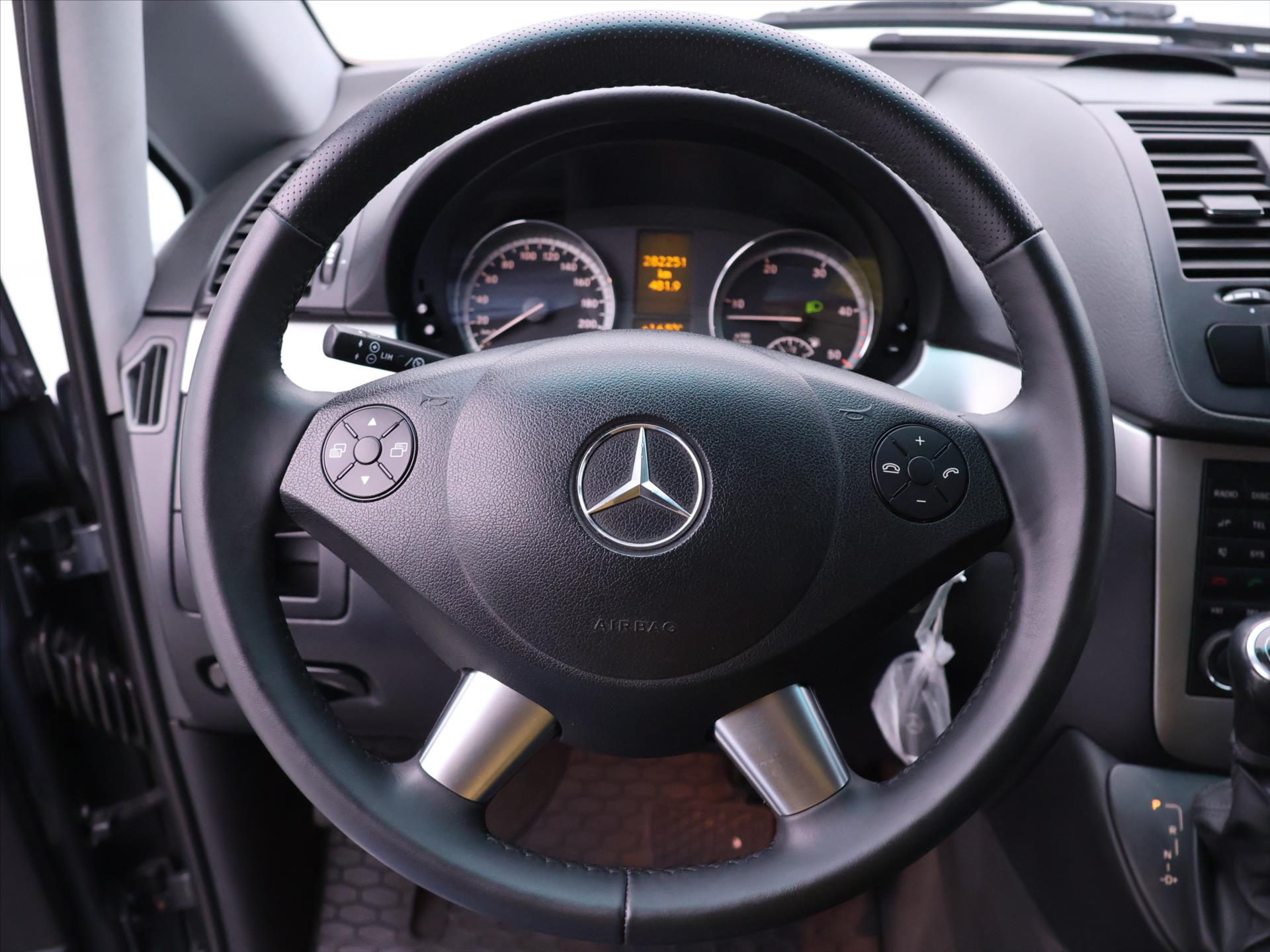 Mercedes-Benz Viano