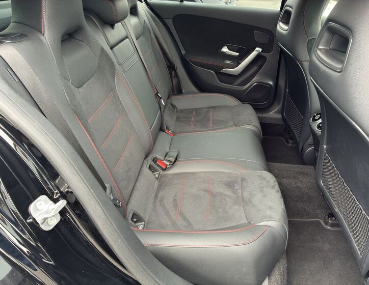 Mercedes-Benz Třídy A 7