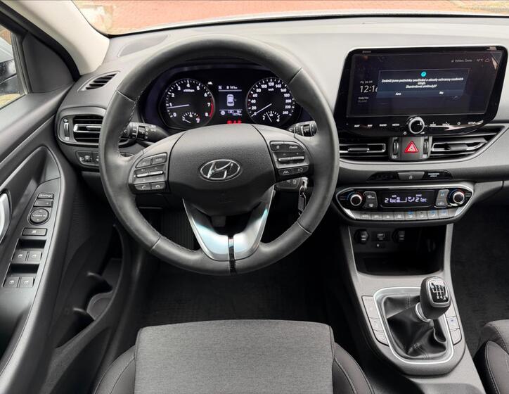 Hyundai i30 9