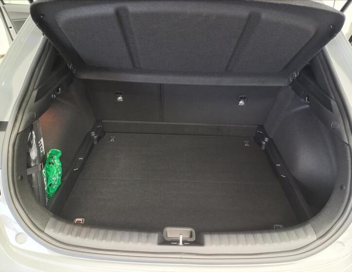 KIA XCeed 6