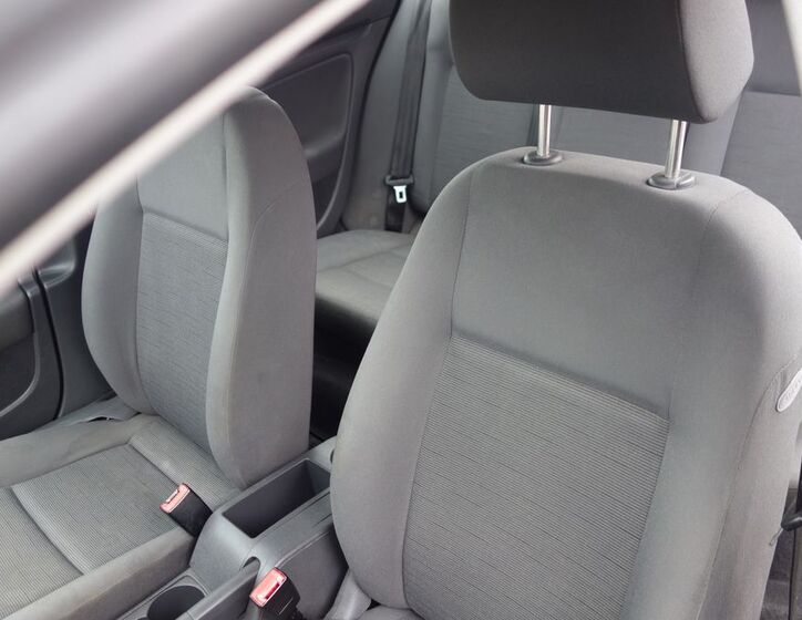 Volkswagen Golf 19
