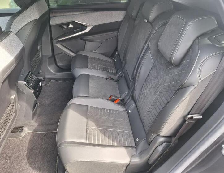 Peugeot 5008 16