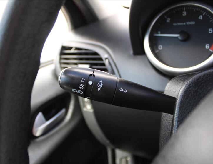 Peugeot 207 16