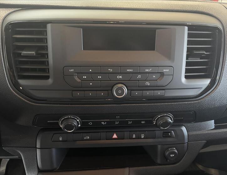 Toyota ProAce 11