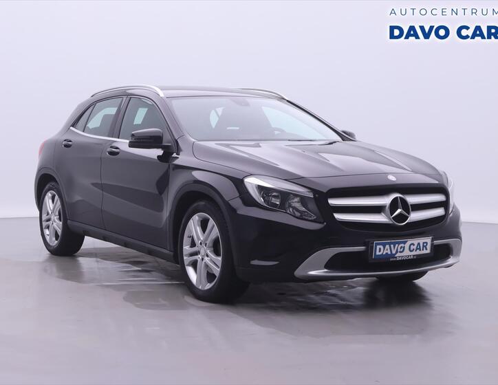 Mercedes-Benz GLA 1