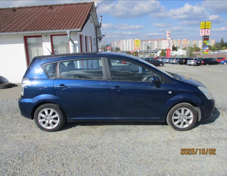 Toyota Corolla Verso 5