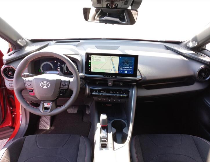 Toyota C-HR 15