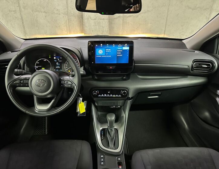 Toyota Yaris 17