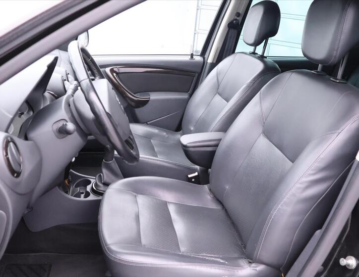 Dacia Duster 12