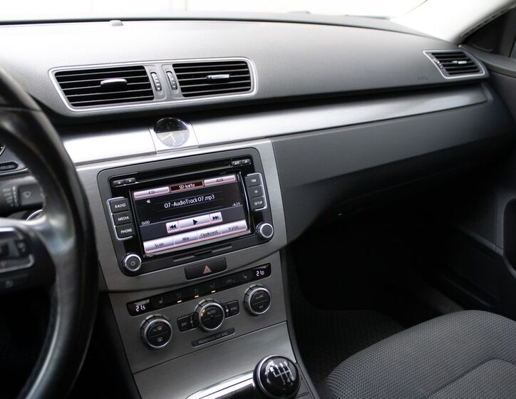 Volkswagen Passat 17