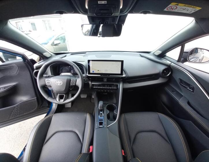 Toyota C-HR 12