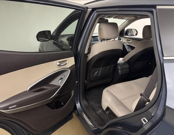 Hyundai Santa Fe 33