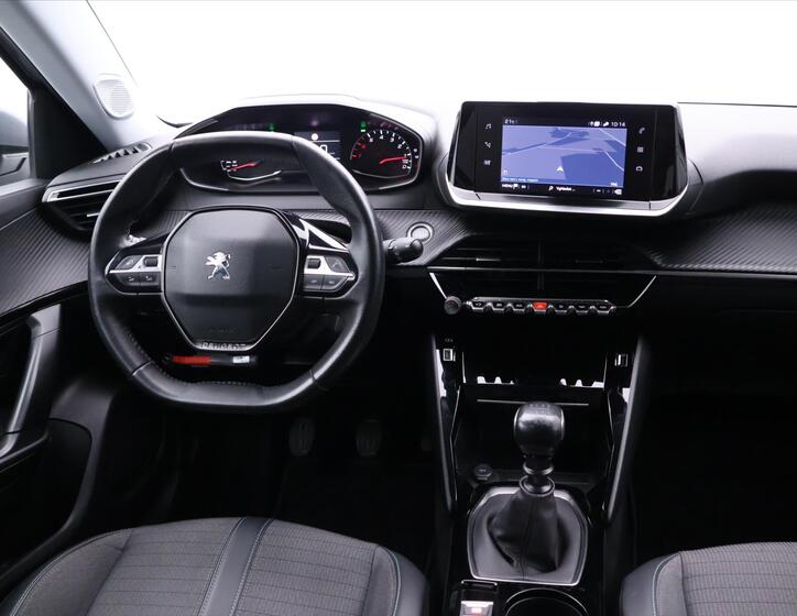 Peugeot 2008 31