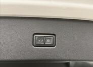 Audi Q8 24
