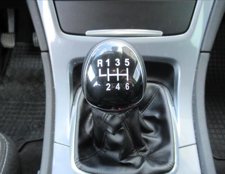 Ford Mondeo 12
