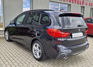 BMW Řada 2 8