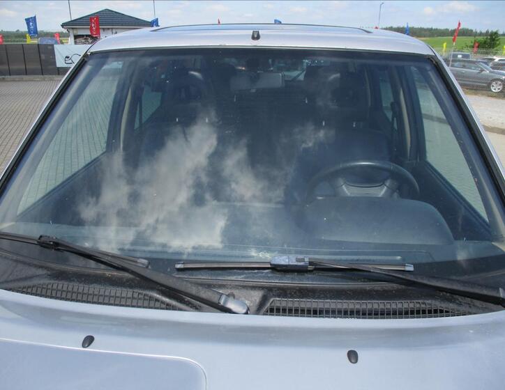 Nissan Terrano 23