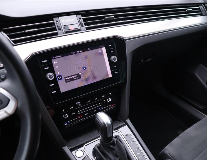 Volkswagen Passat 23