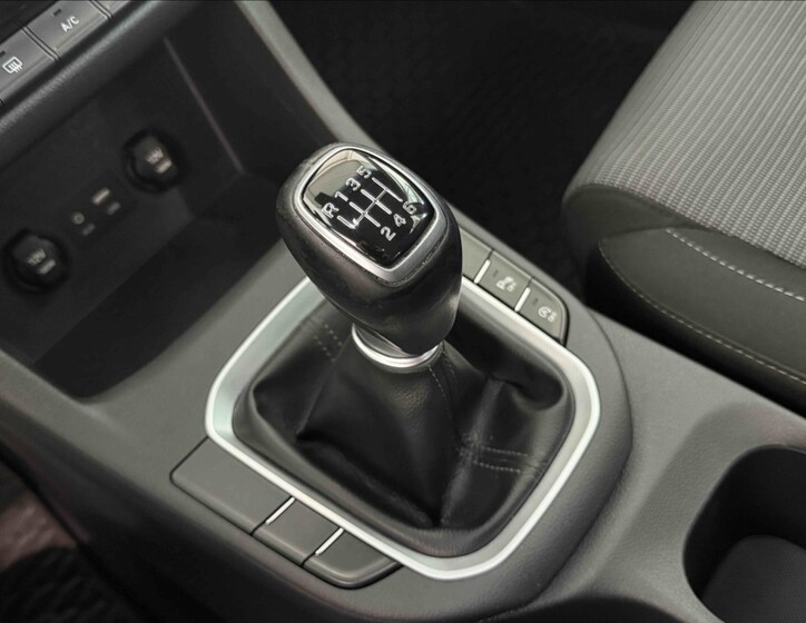 Hyundai i30 14