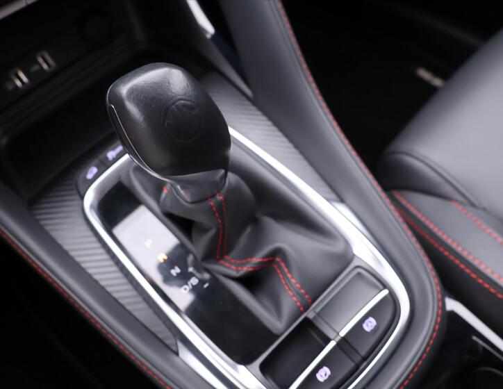 MG ZS 31