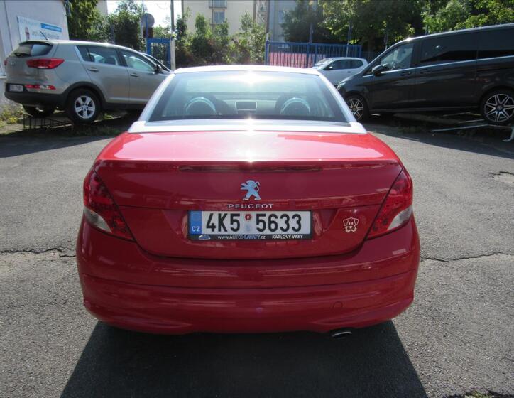 Peugeot 207 15