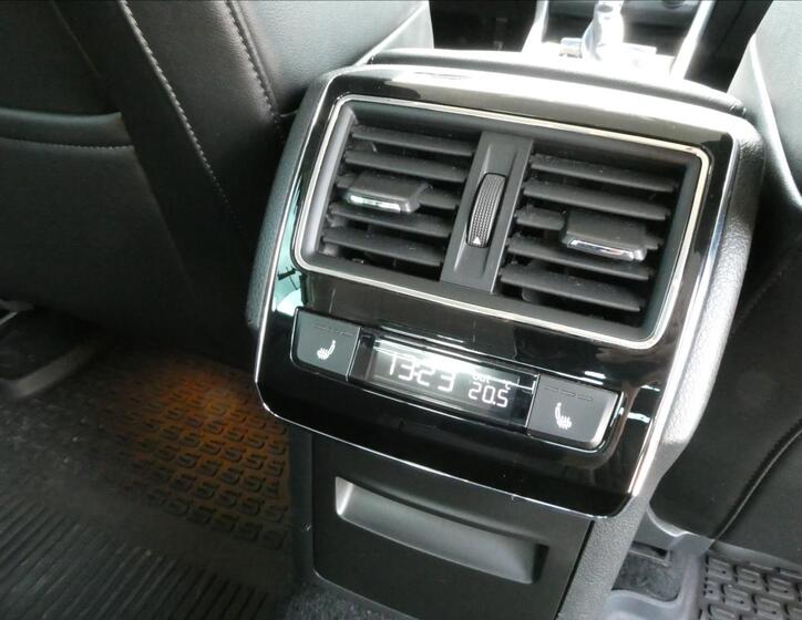 Škoda Superb 27