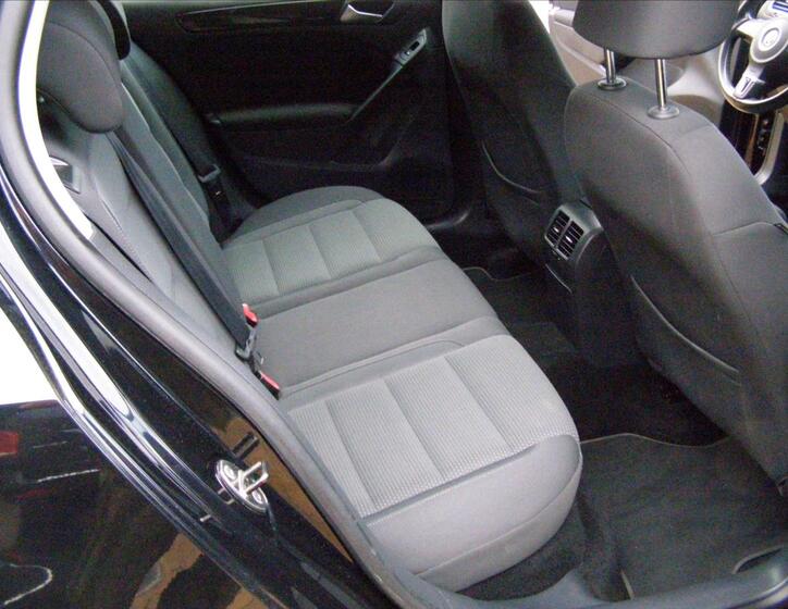 Volkswagen Golf 20