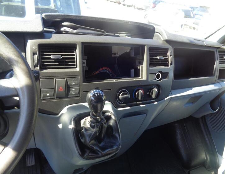 Ford Transit 14