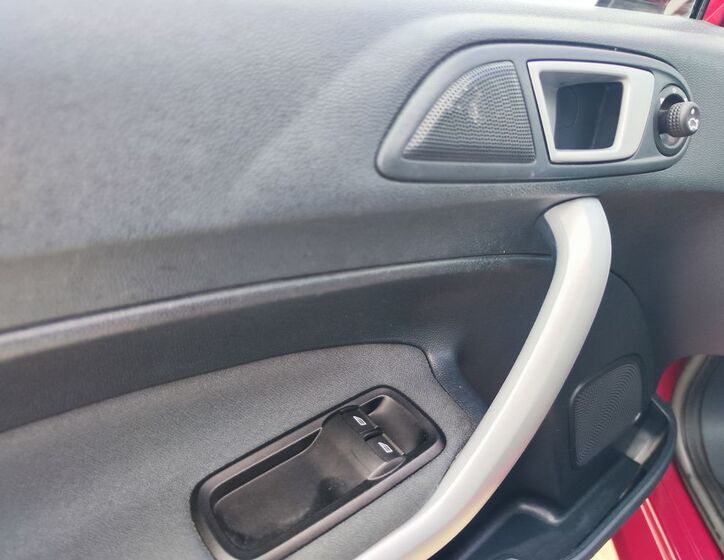 Ford Fiesta 22