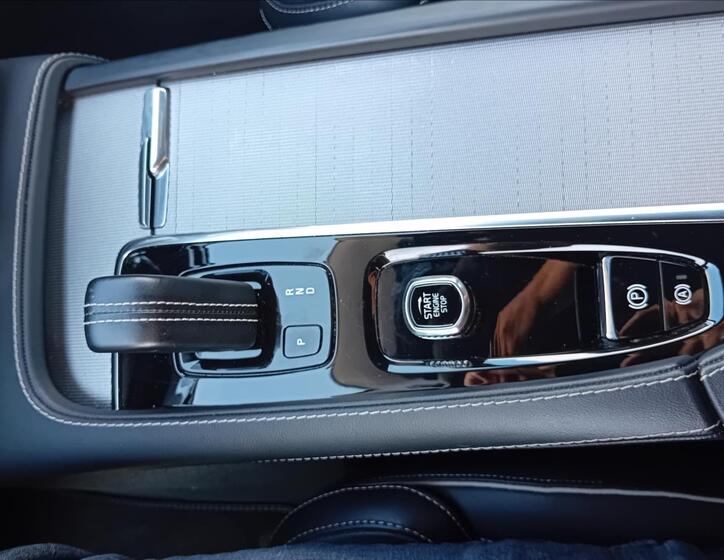 Volvo XC90 27