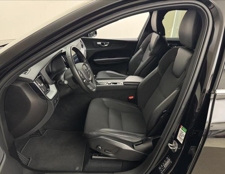 Volvo XC60 30