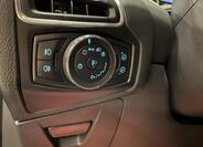 Ford Focus 13
