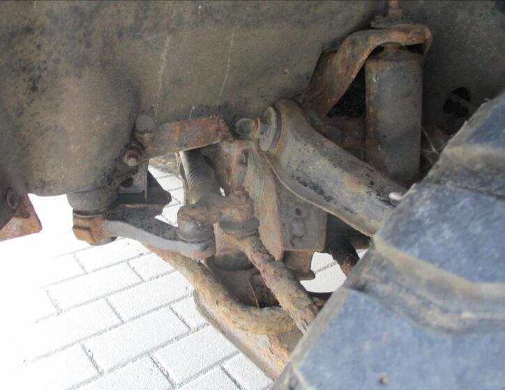 Nissan Terrano 24