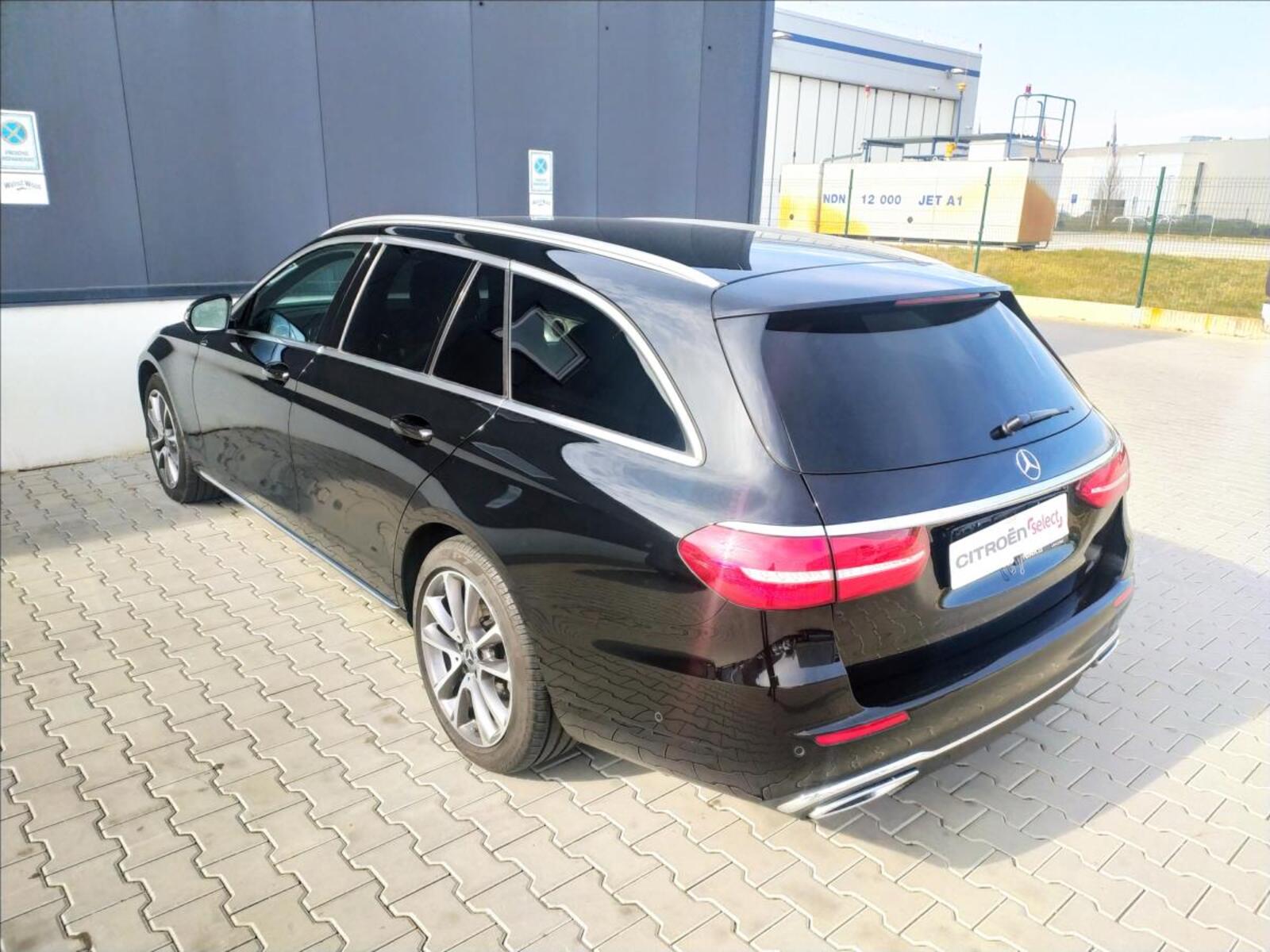Mercedes-Benz Třídy E 6