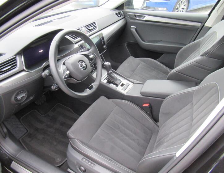 Škoda Superb 18