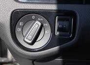 Volkswagen Golf 16
