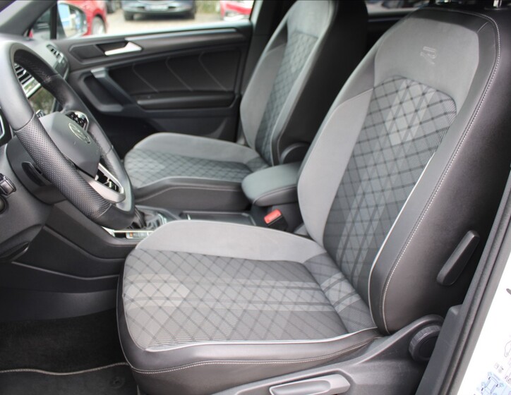 Volkswagen Tiguan 24