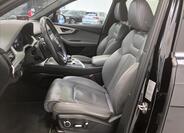 Audi Q7 16