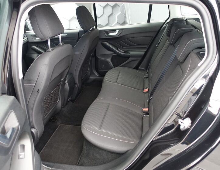 Ford Focus 31