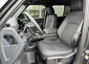 Land Rover Defender 13