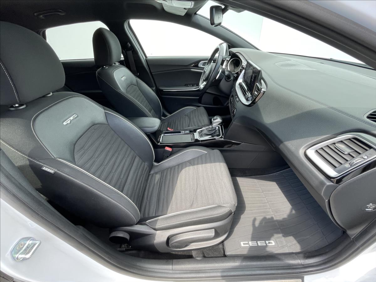 KIA ProCeed