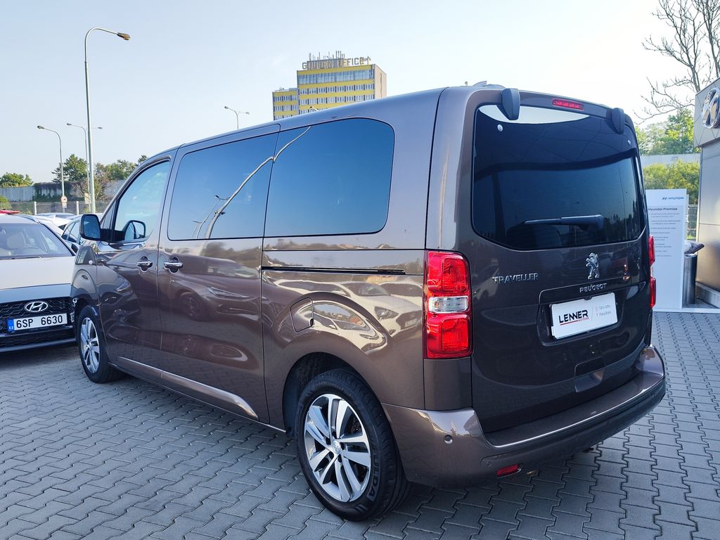 Peugeot Traveller