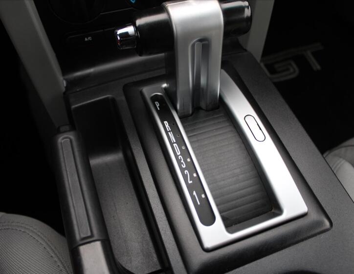 Ford Mustang 18