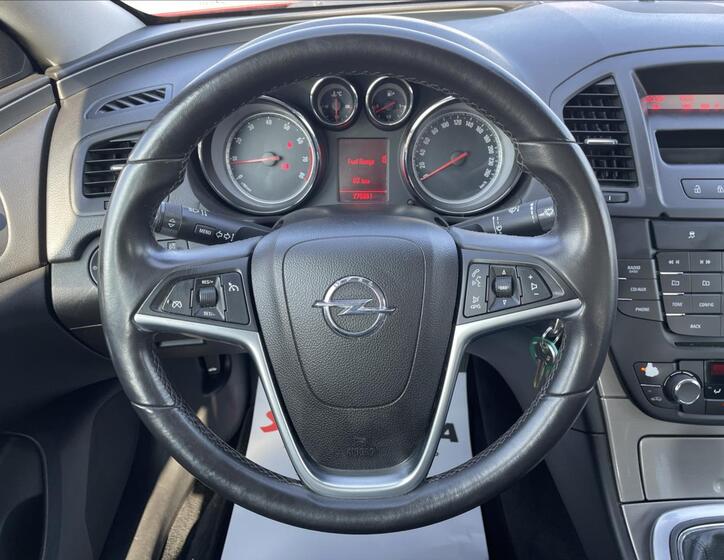 Opel Insignia 27