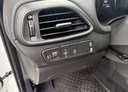 Hyundai i30 18